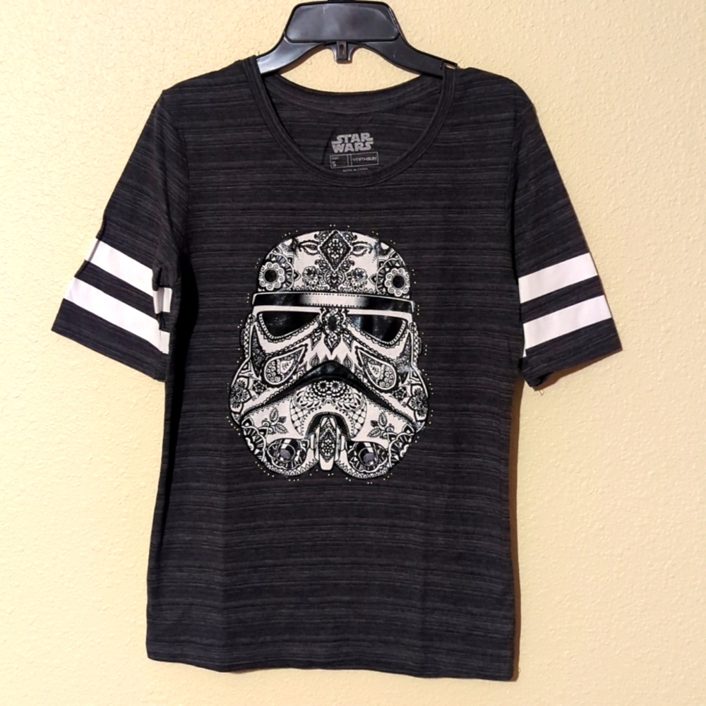 Girl's Star Wars Storm Trooper T-shirt. Size Small. New Condition.